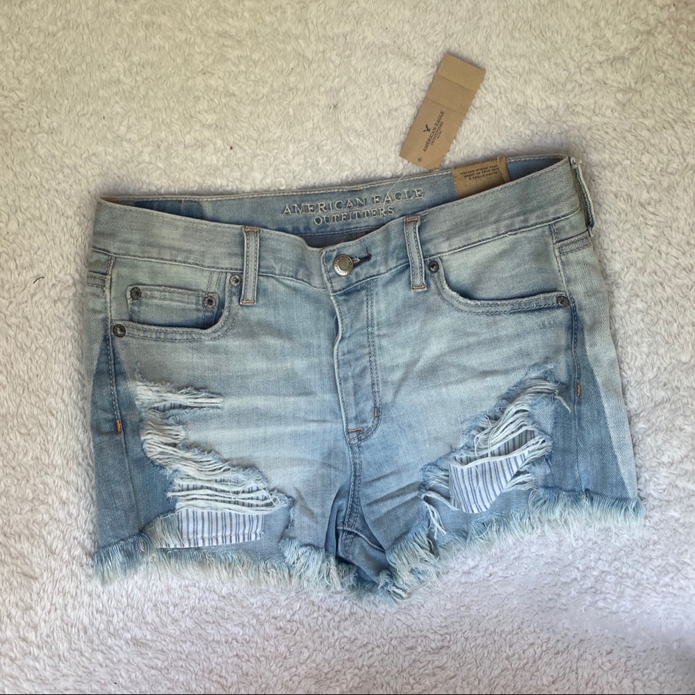 American Eagle High Rise Festival Shorts